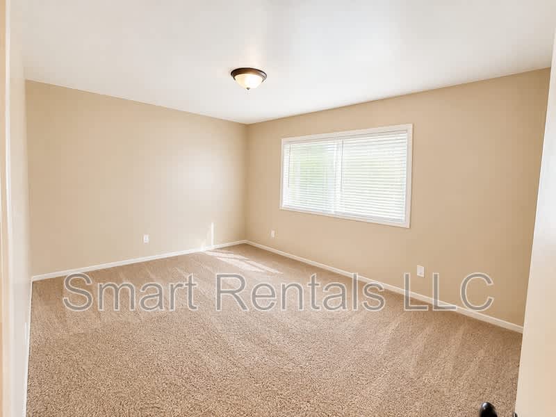 2664 Eltarose Drive – photo 3