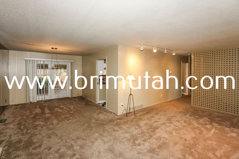 4717 Naniloa Dr. – photo 5