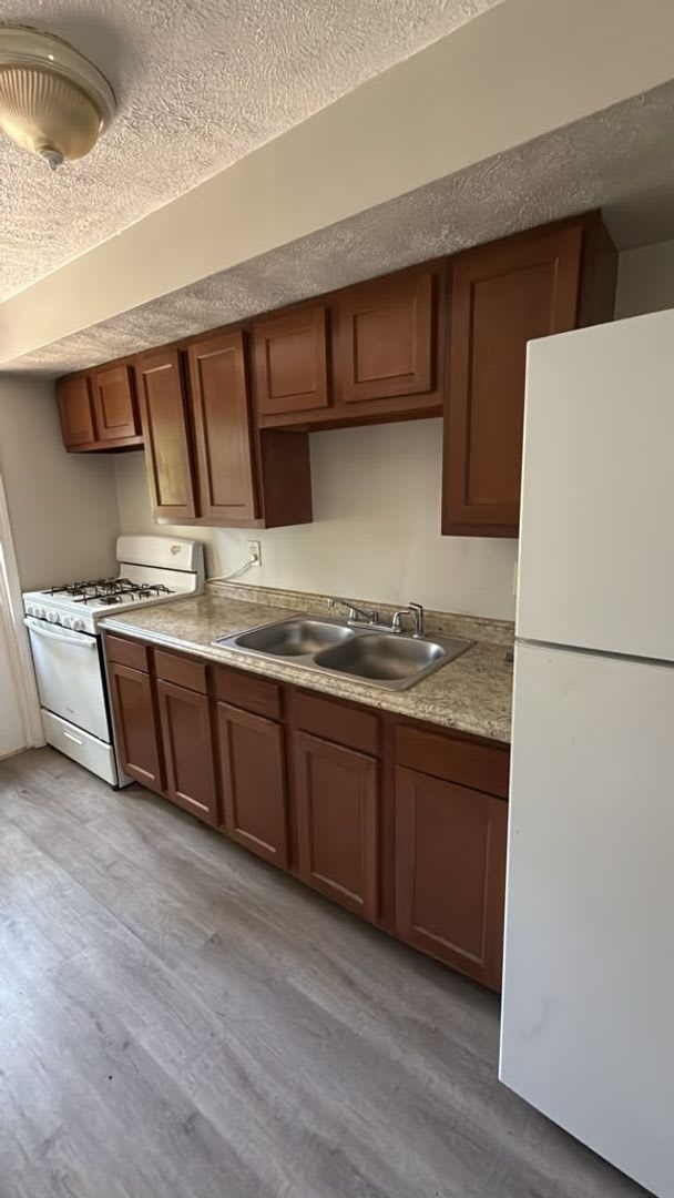 3BD 1BA house in Penn Hills!! – photo 4