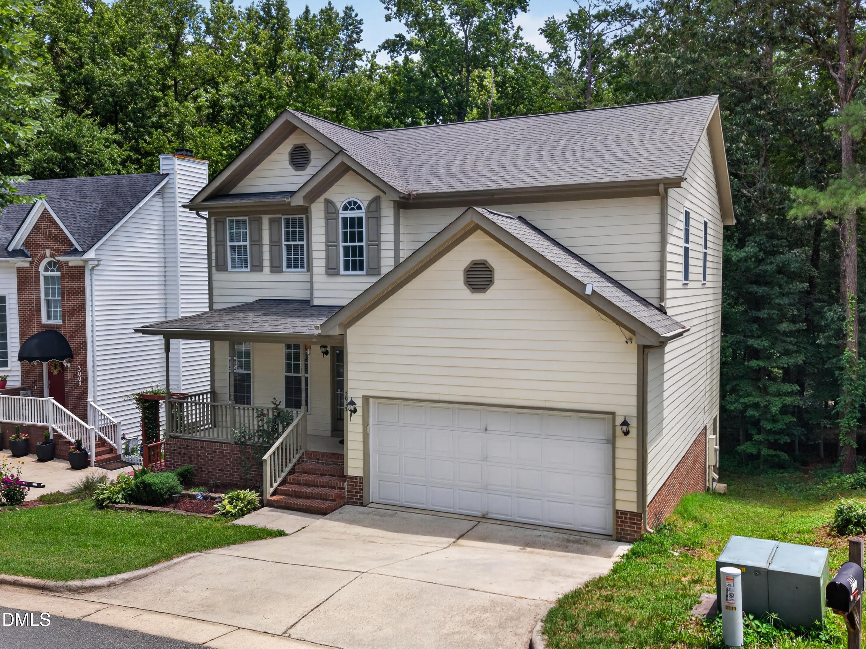 3013 Englefield Drive – photo 2