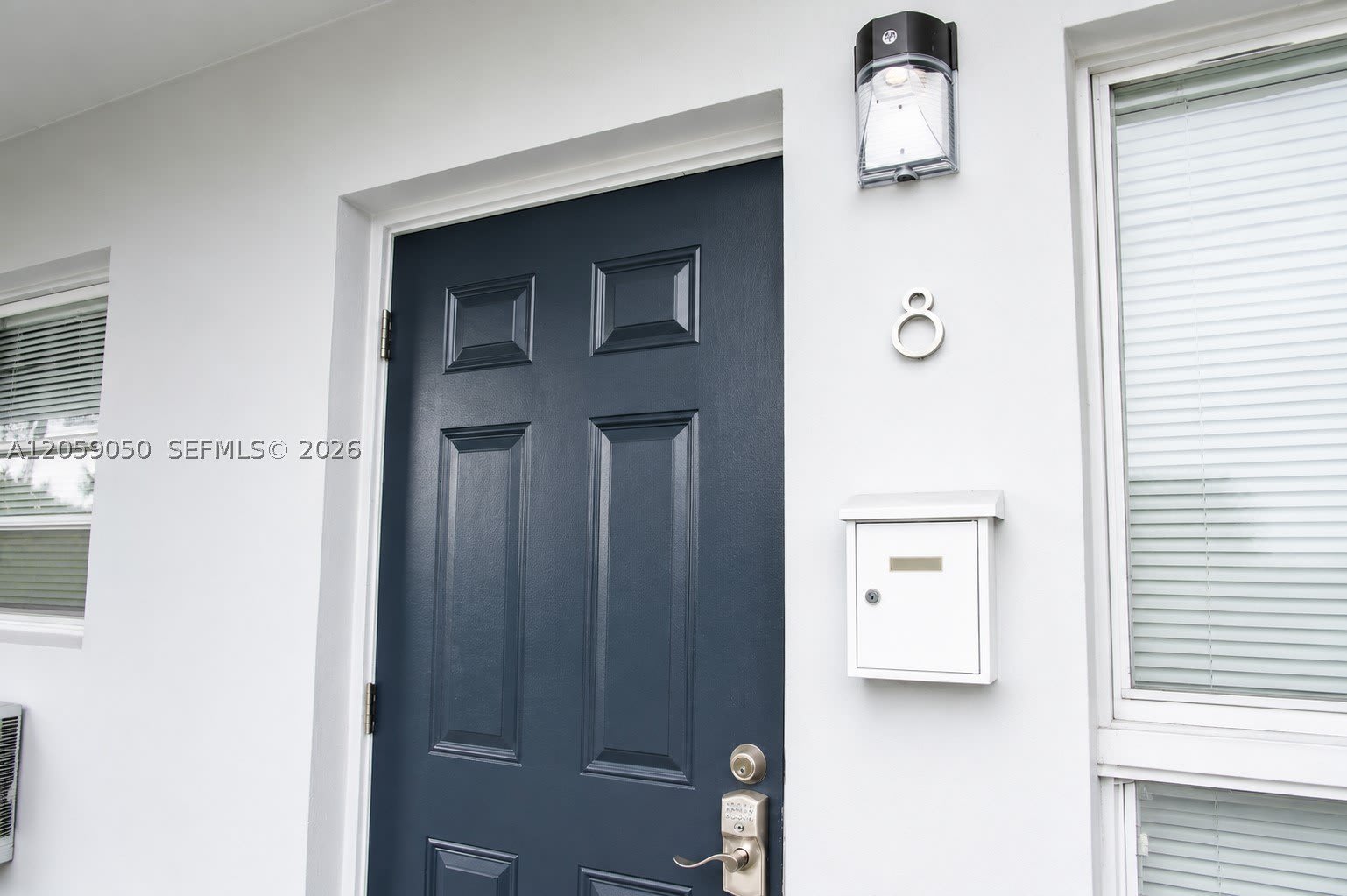 2206 Fillmore St – photo 2