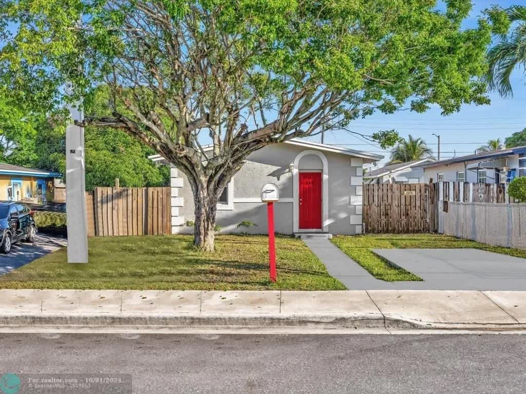 525 Northwest 10th Avenue – photo 2