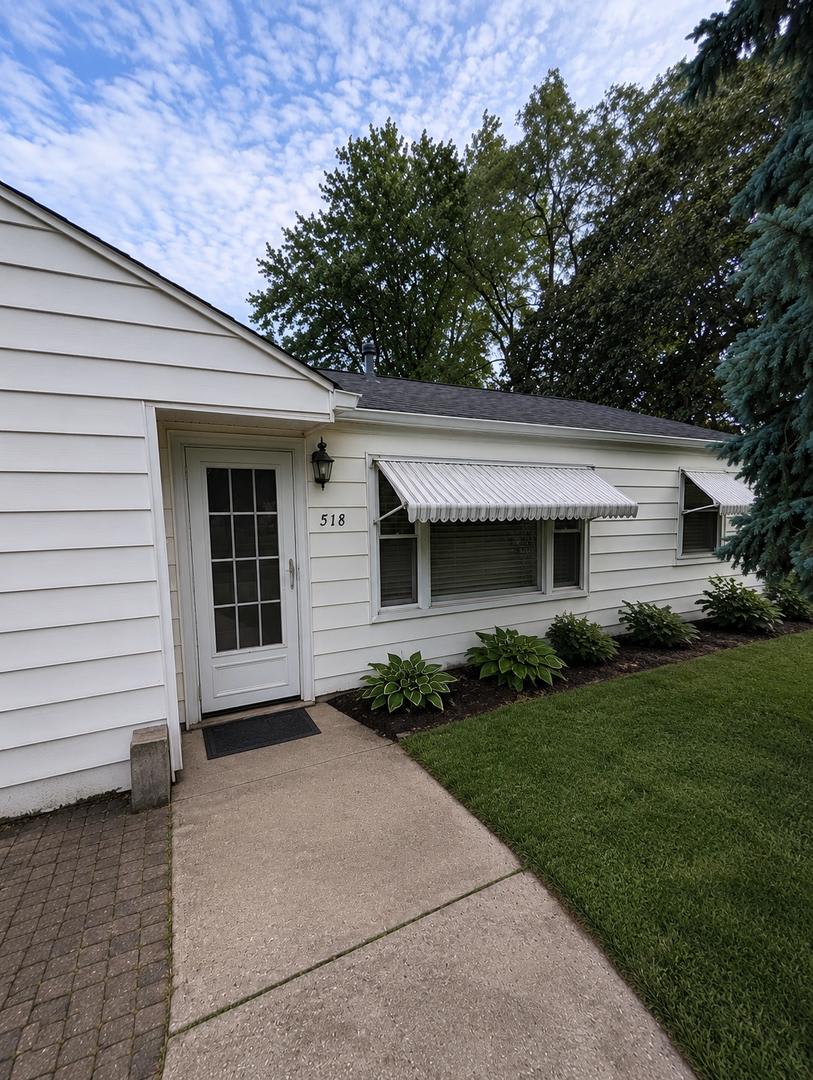 Spacious Ranch Style Home With Attached Garage in Silvis! – photo 4