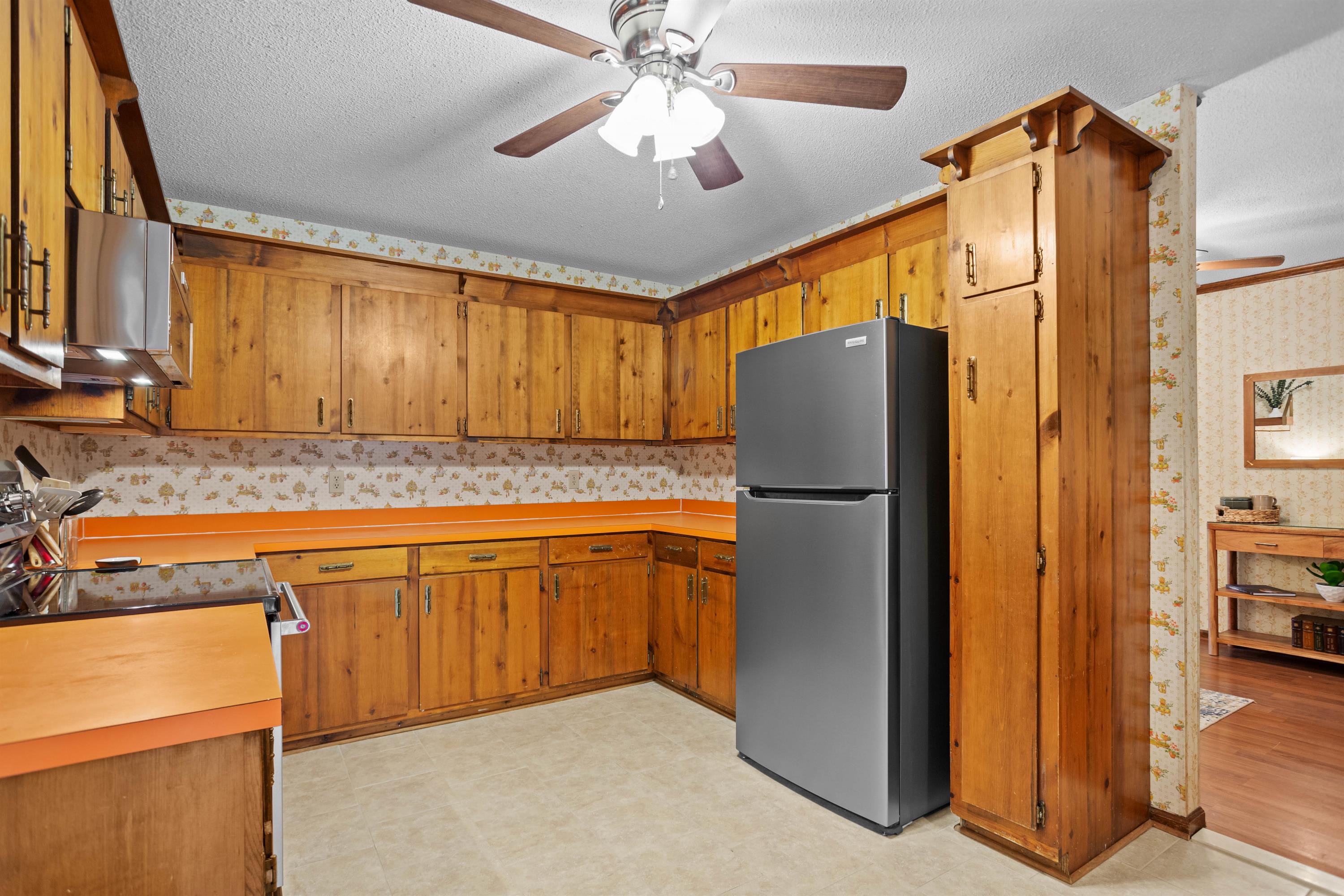 708 East Butternut Road – photo 5
