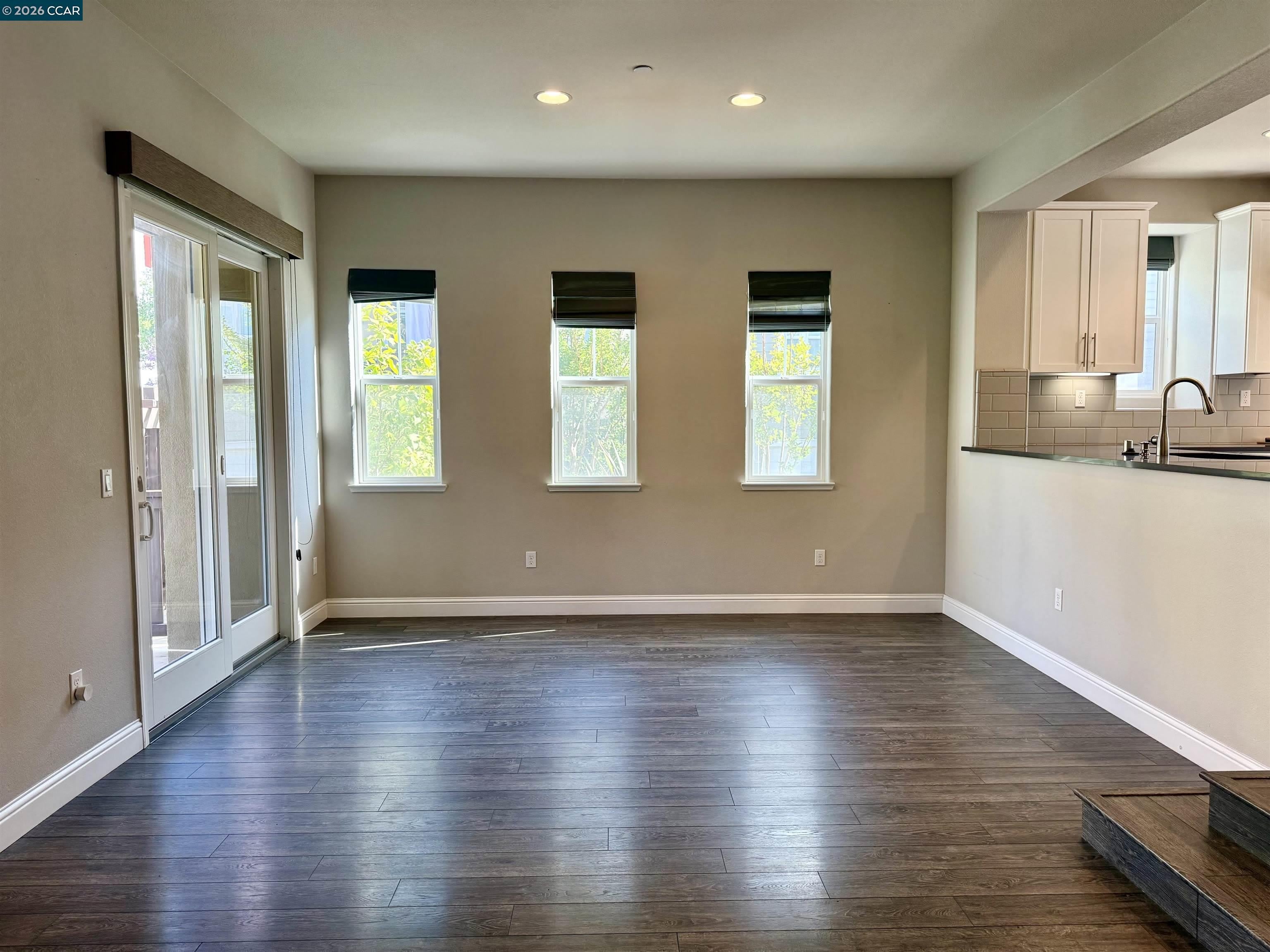 64 Persimmon Walk – photo 5