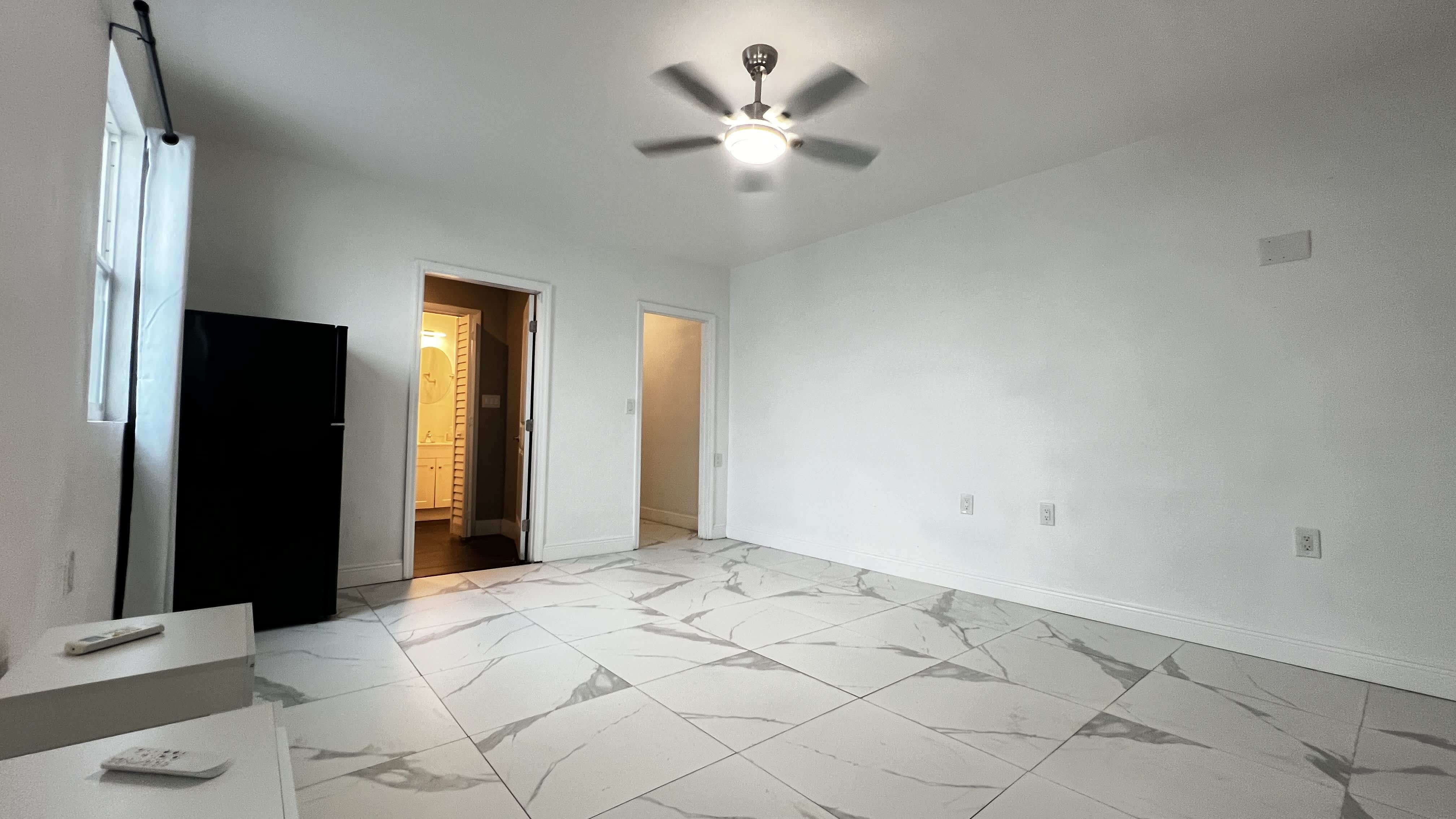 7502 Lakeside Blvd – photo 3