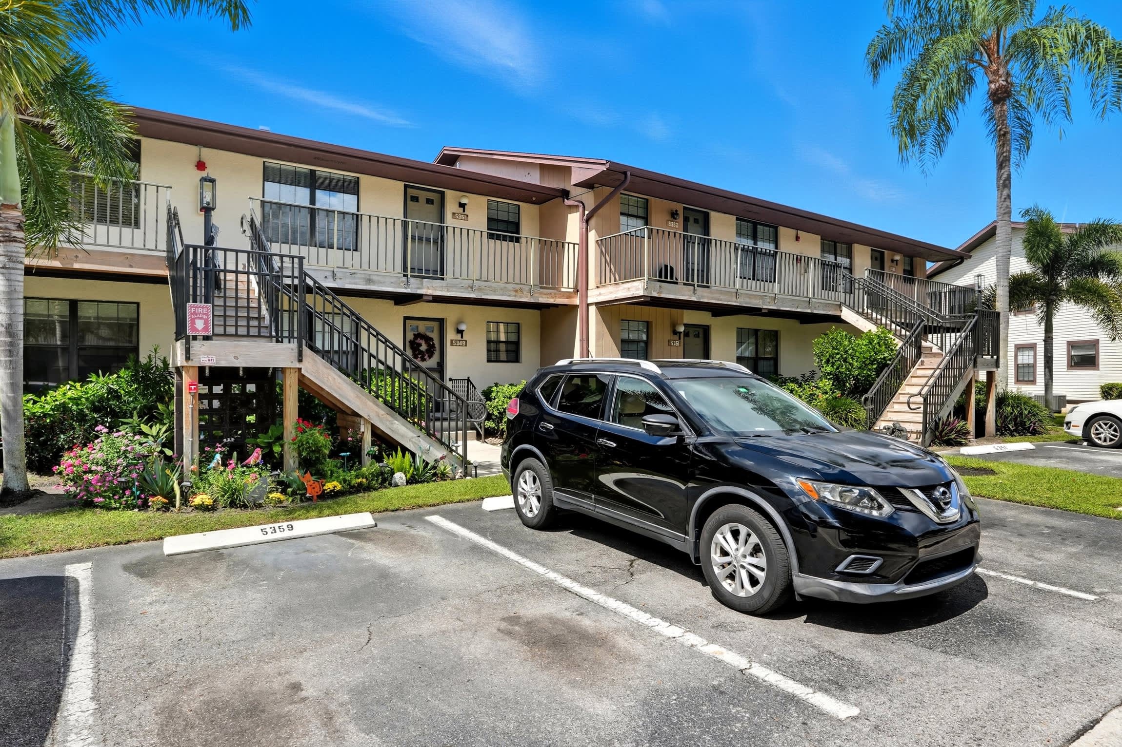 5361 Treetops Drive – photo 4