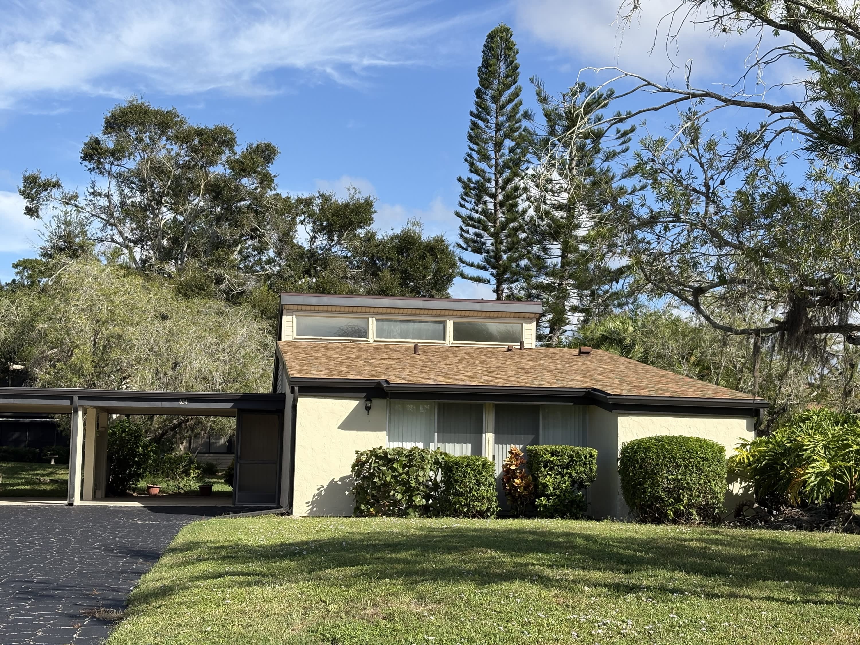 634 White Pine Tree Rd – photo 1