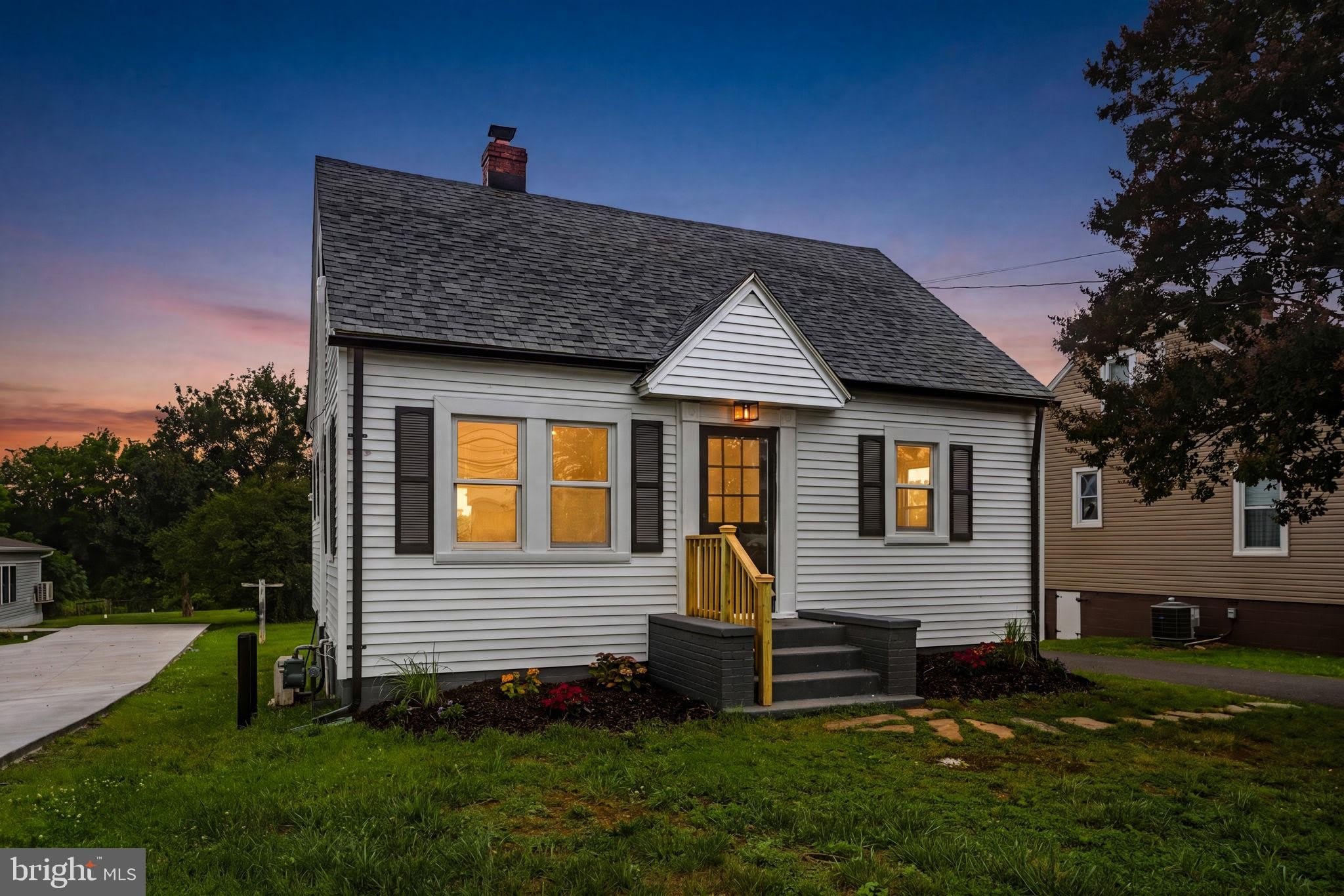 1818 Orange Road – photo 3