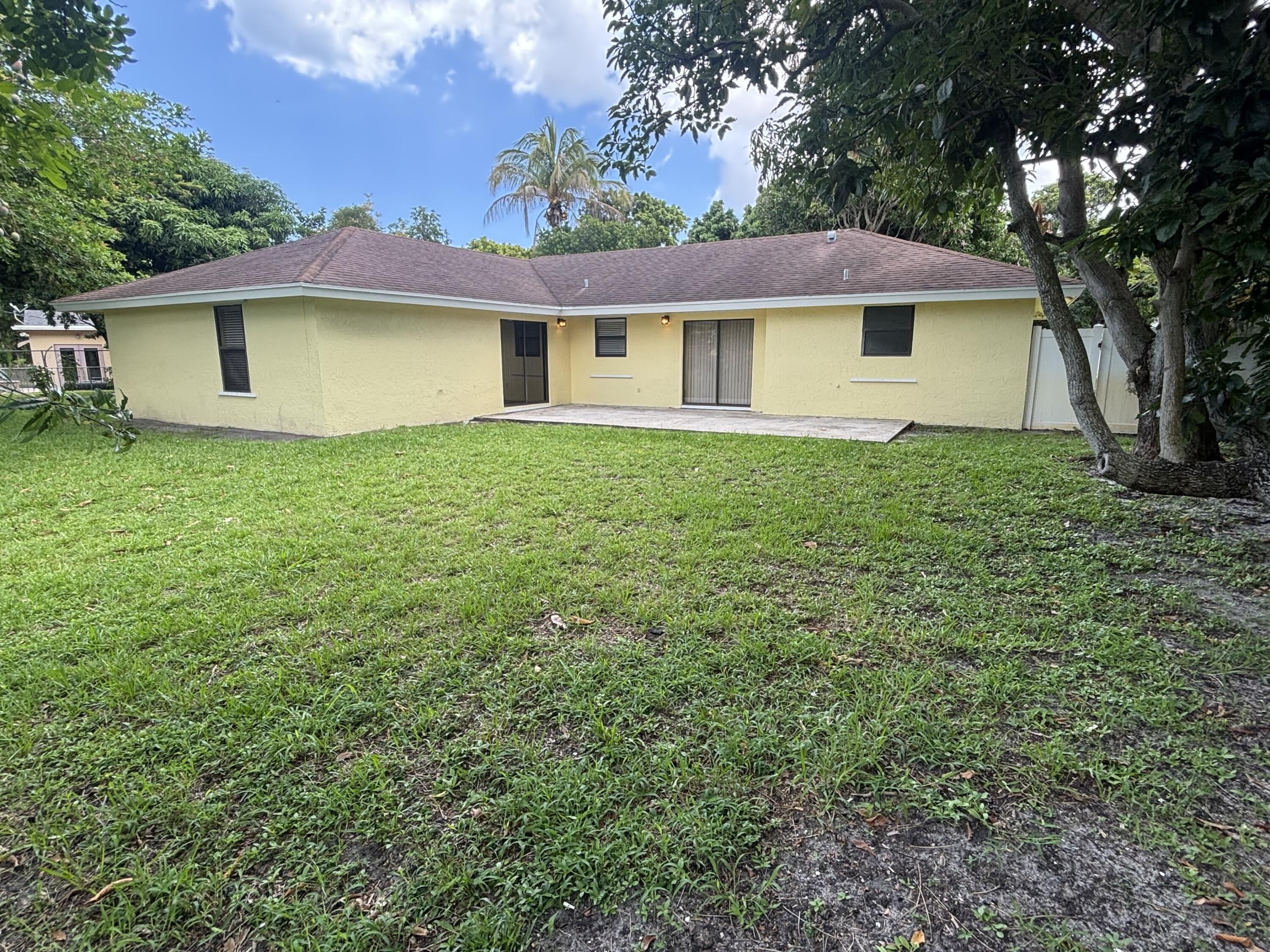 1563 40th Street – photo 4