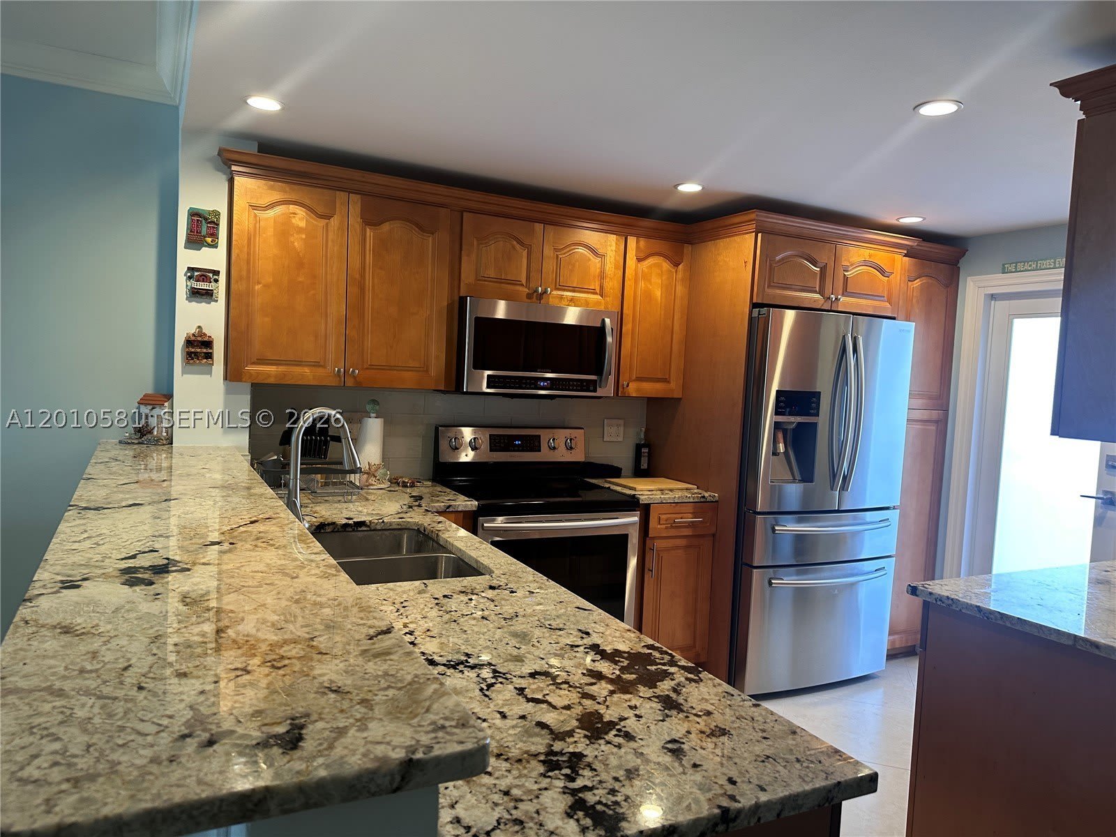 750 N Ocean Blvd – photo 3