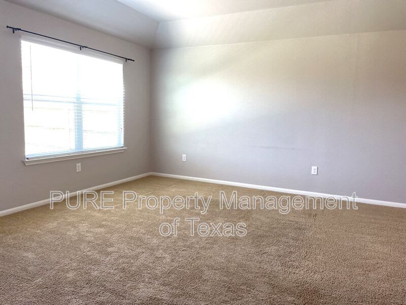 12040 Riparian Rd – photo 4
