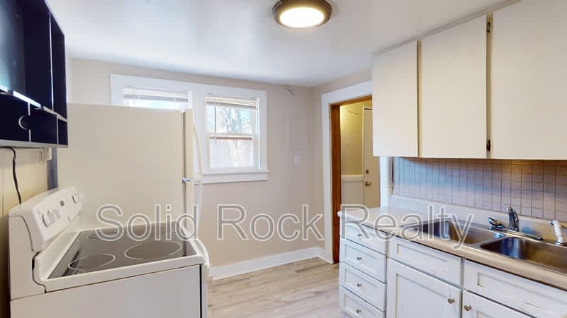 222 East Harrison Street – photo 4