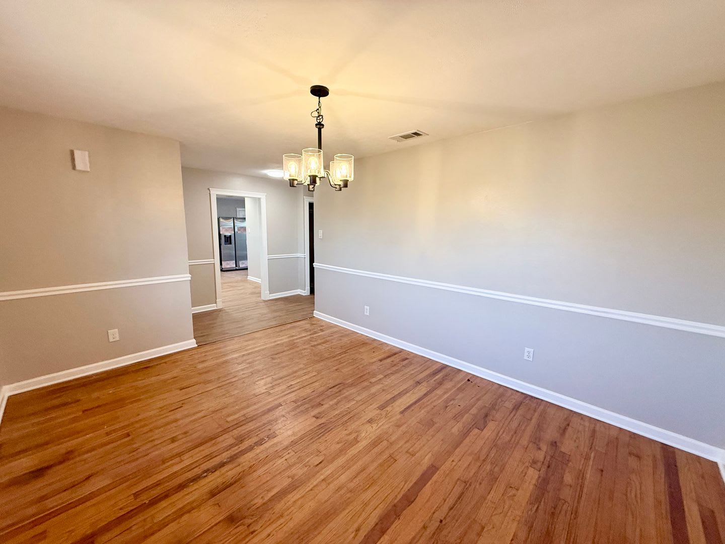 In the Heart of Woodway! – photo 3