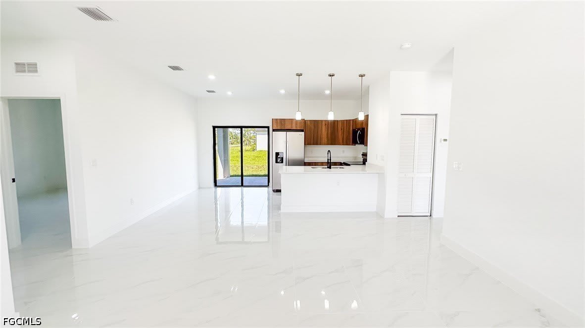 1843 Richmond Avenue N – photo 3