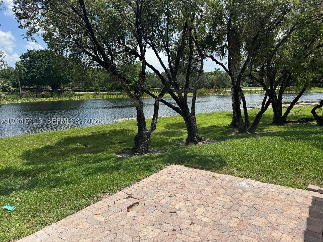 2360 Dover – photo 3