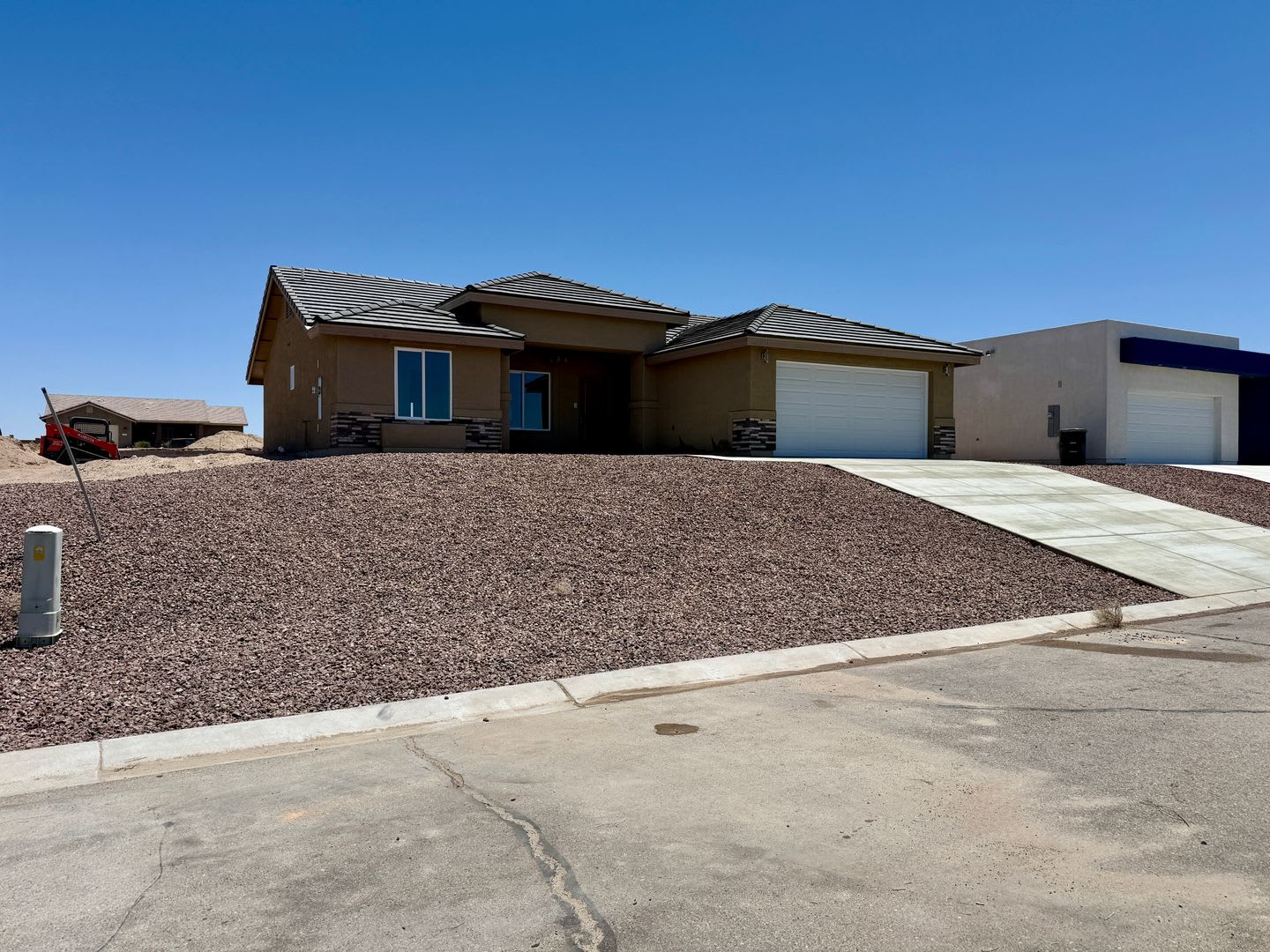 Brand New home in Wellton – photo 2