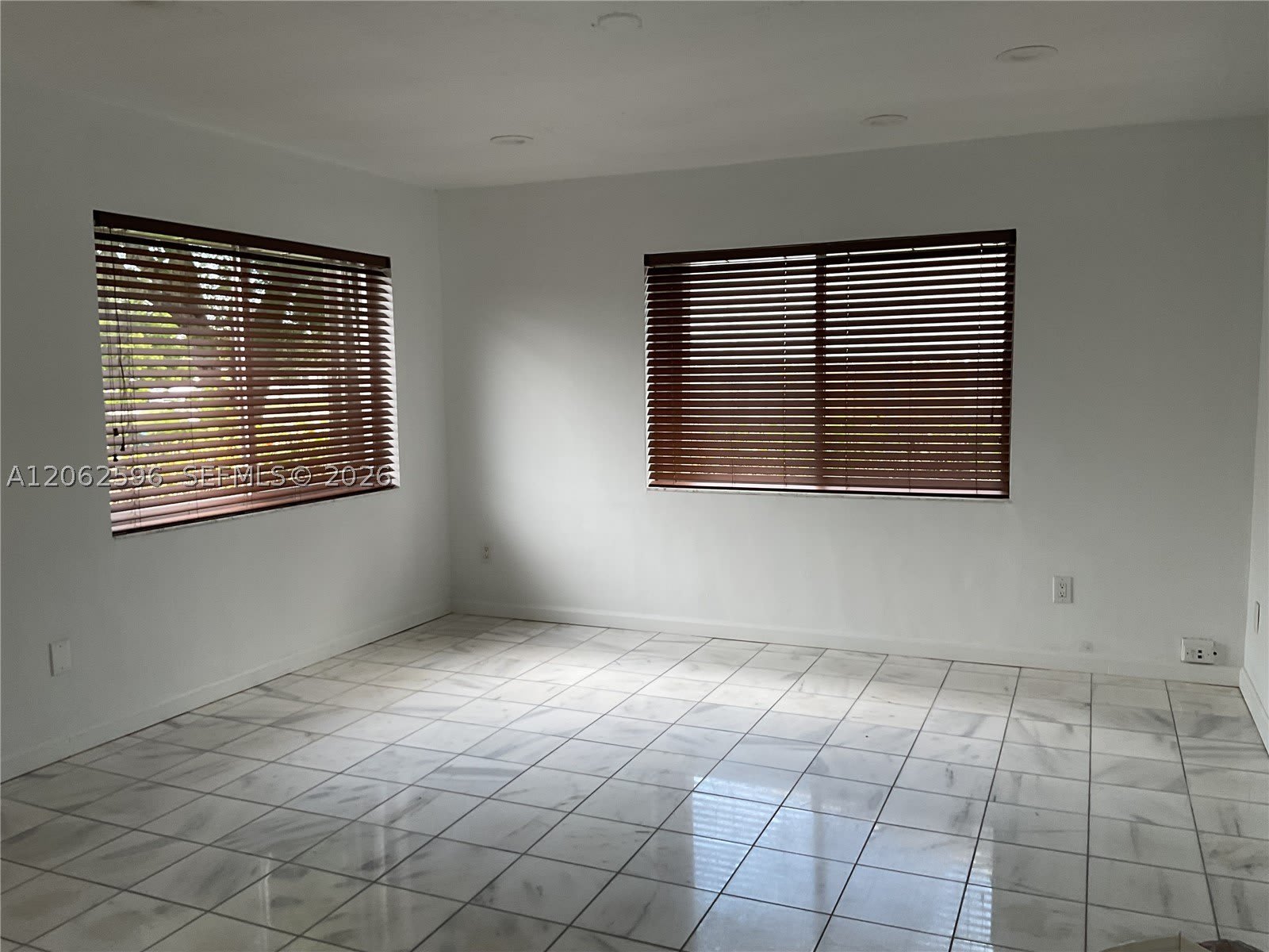8830 SW 200th ST – photo 3