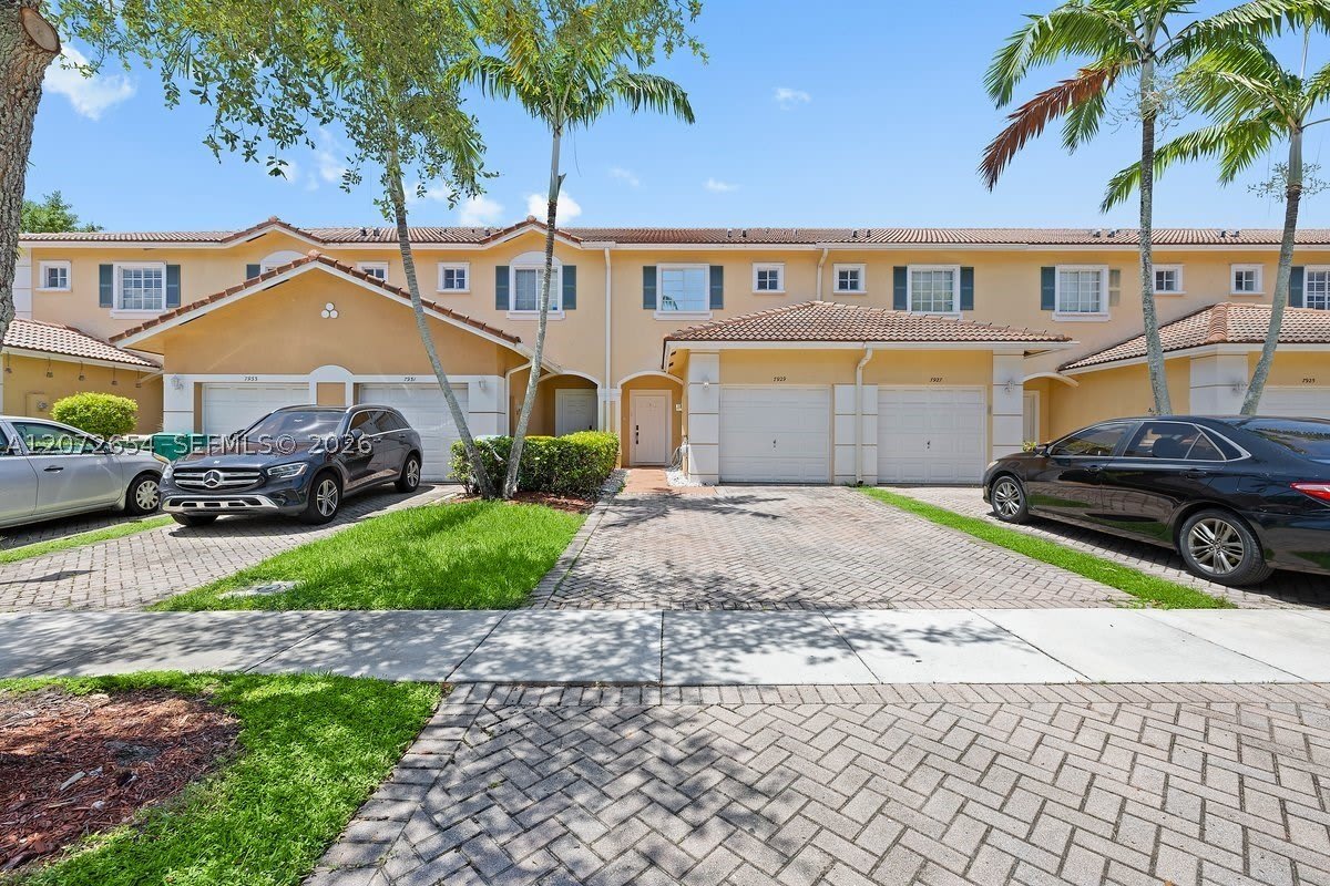 7929 Tuscany Dr – photo 1