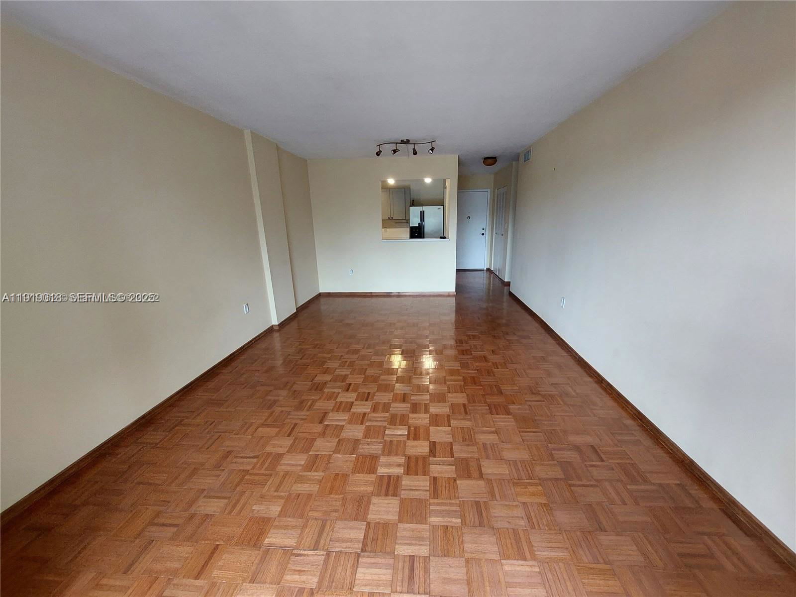 2080 Northeast 167th Street – photo 3