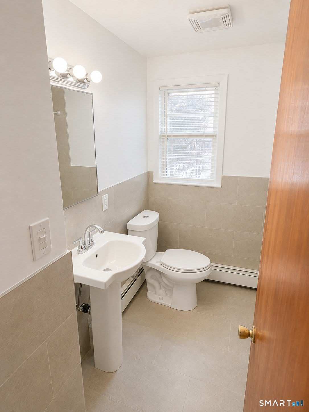 46 Myron Avenue – photo 5