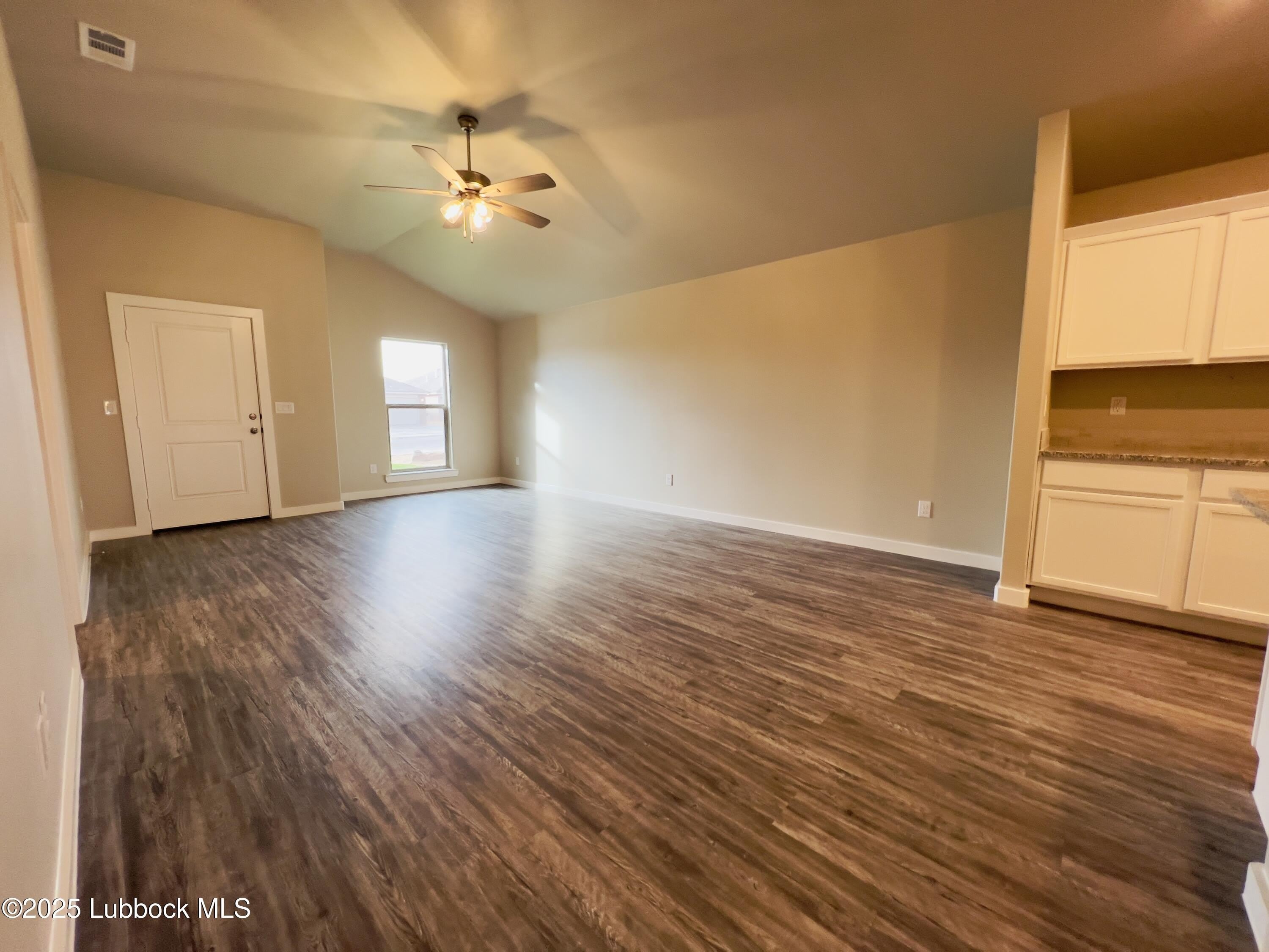 3208 Abbeville Avenue – photo 4