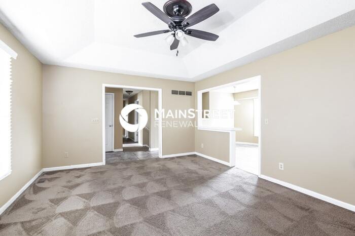 216 West Heritage Drive – photo 4