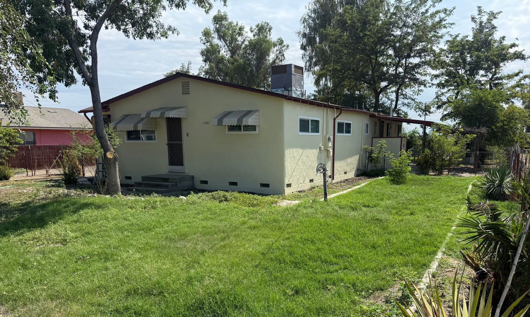 Home For Rent – photo 1
