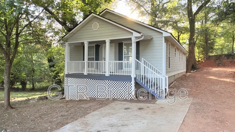 1145 Booker Ave SW – photo 1