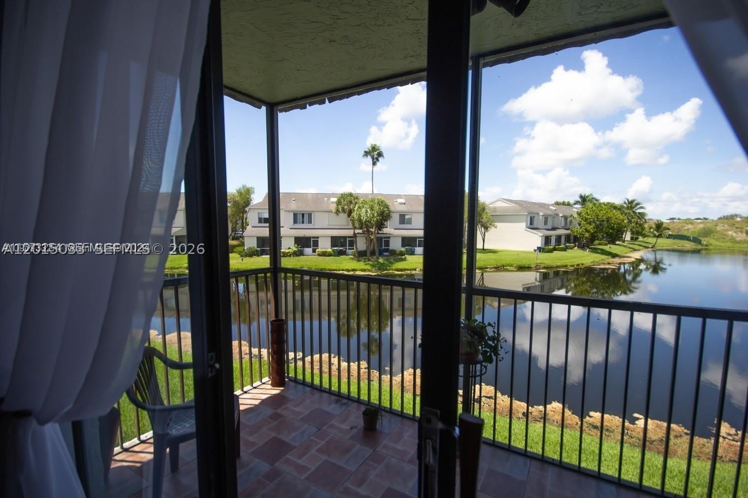 16561 Blatt Blvd – photo 3