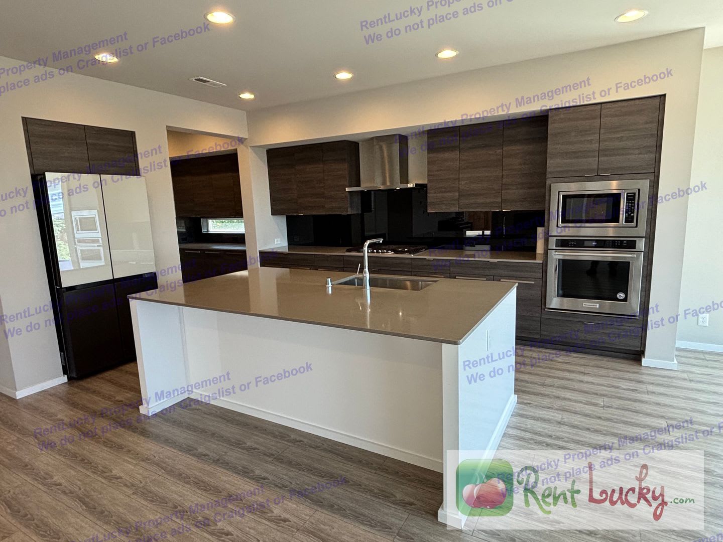 Like New Executive Home In Lake Tapps 4 Bed 2 5 Bath 3 007 Sf A C Executive Office Covered Deck – photo 3