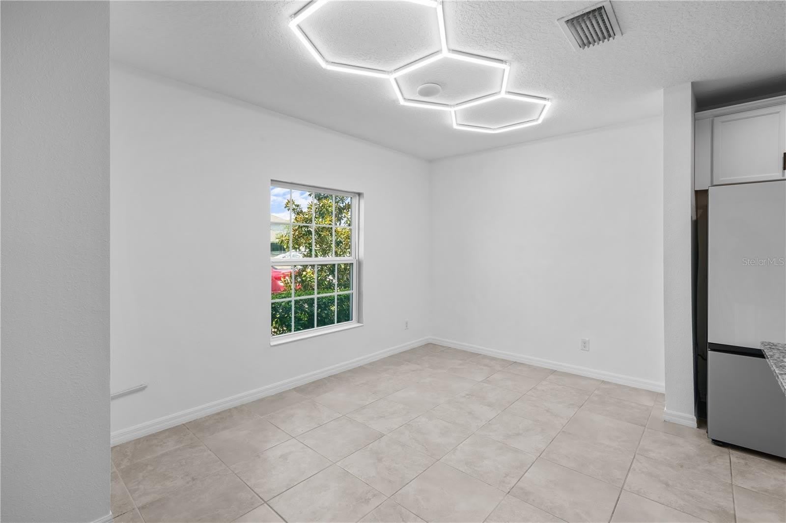 438 ANNABELLA WAY – photo 4