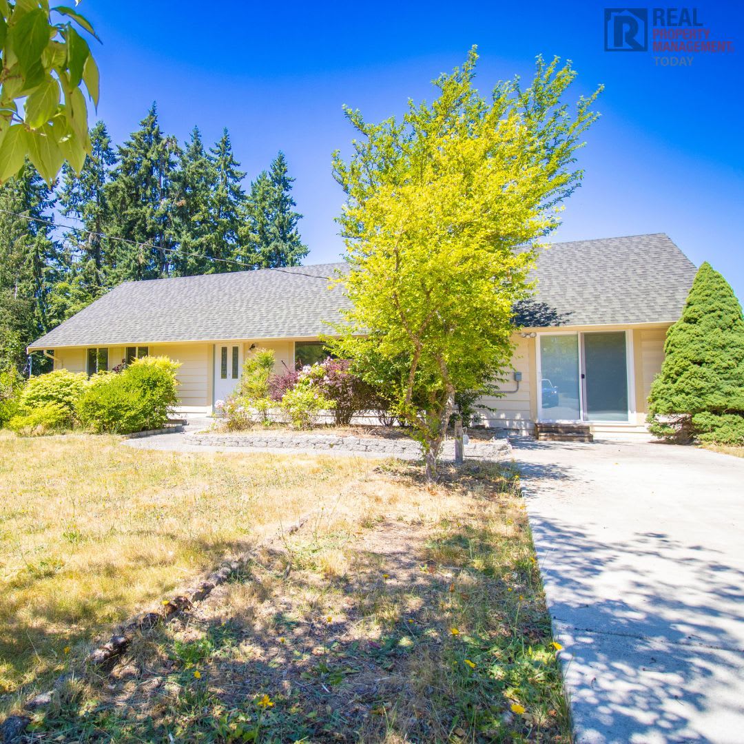 3 Bedroom Office Near Jblm – photo 1