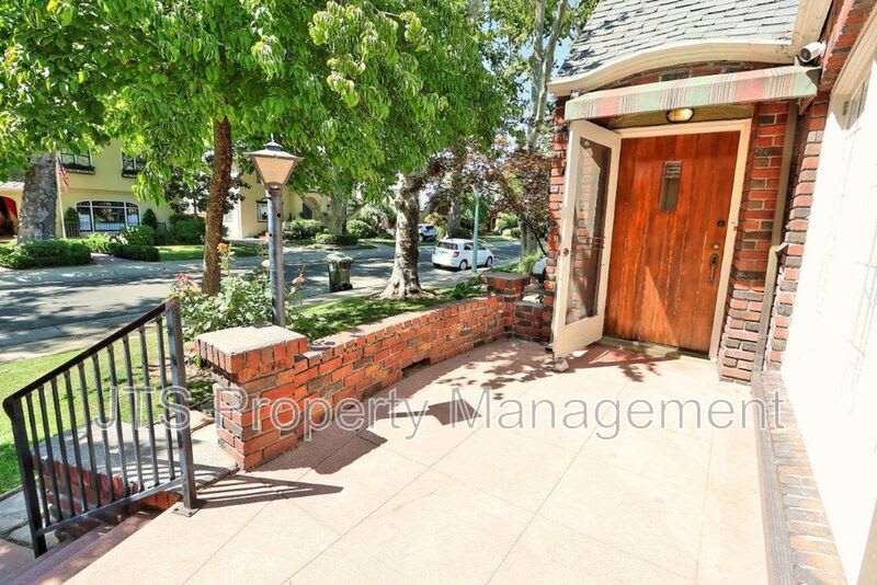 937 Sonoma Way – photo 5