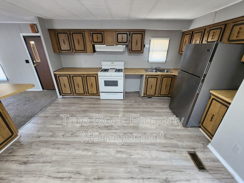 10639 County Road 3600 – photo 5