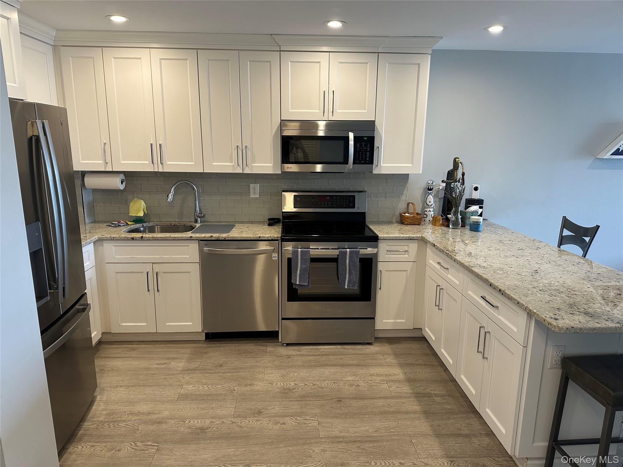 360 Shore Road – photo 5