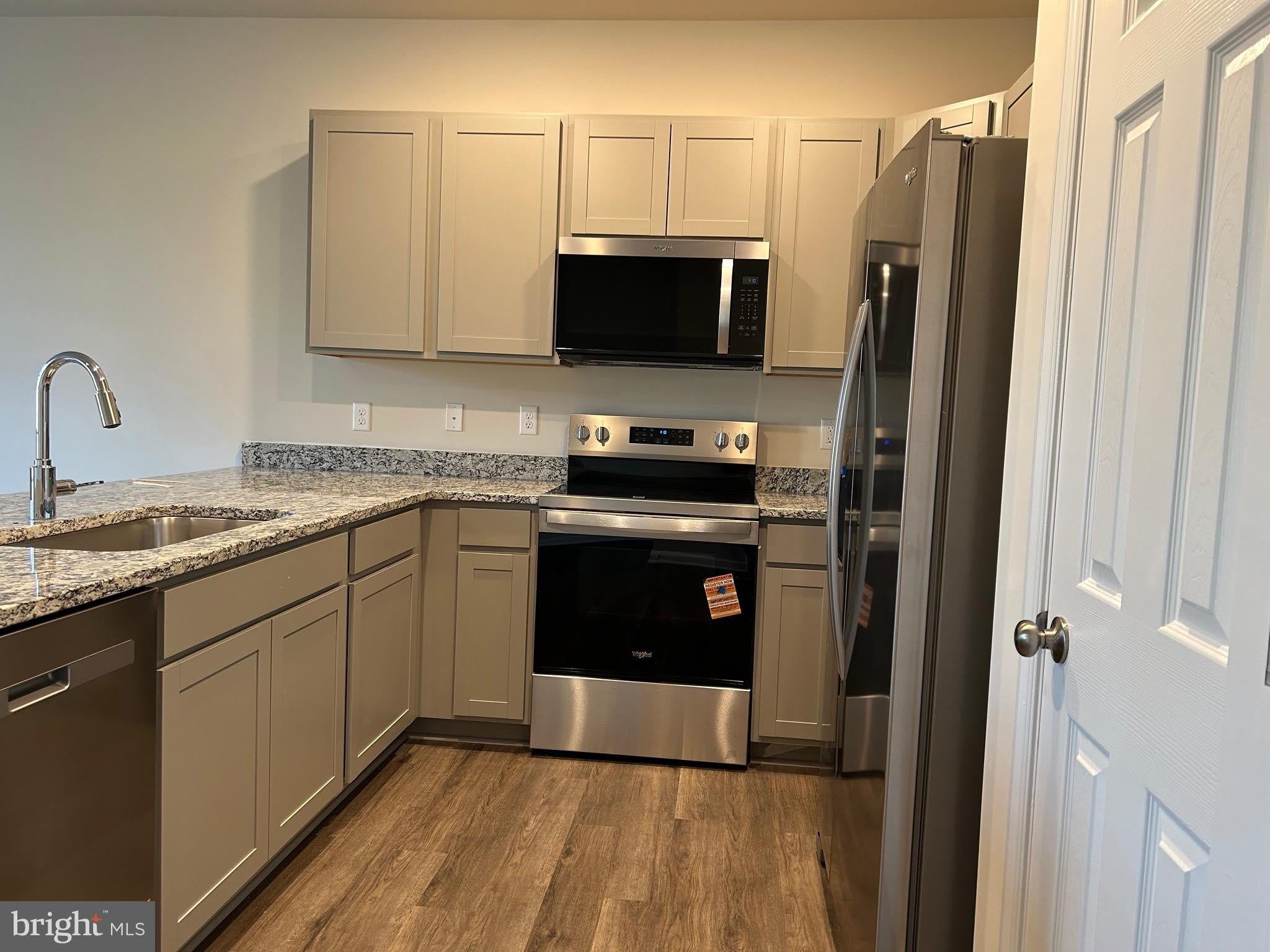 224 Caterpillar Drive – photo 4