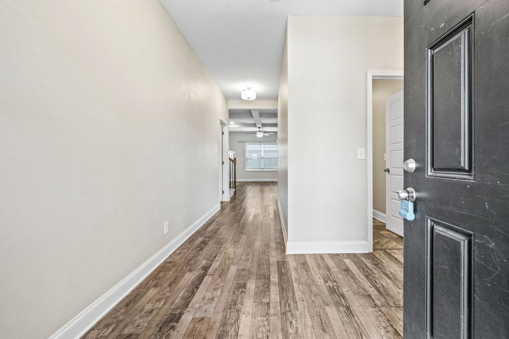 4 Bedrooms in Eagles Bluff – photo 4