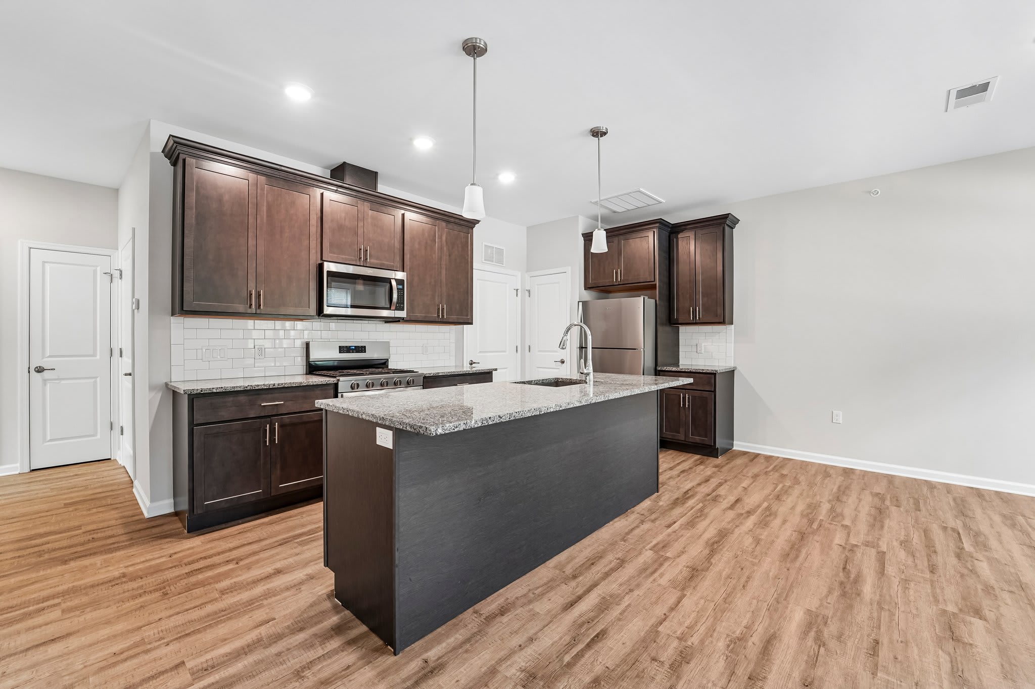 200 Tower Ridge CircleApartment 226 – photo 2