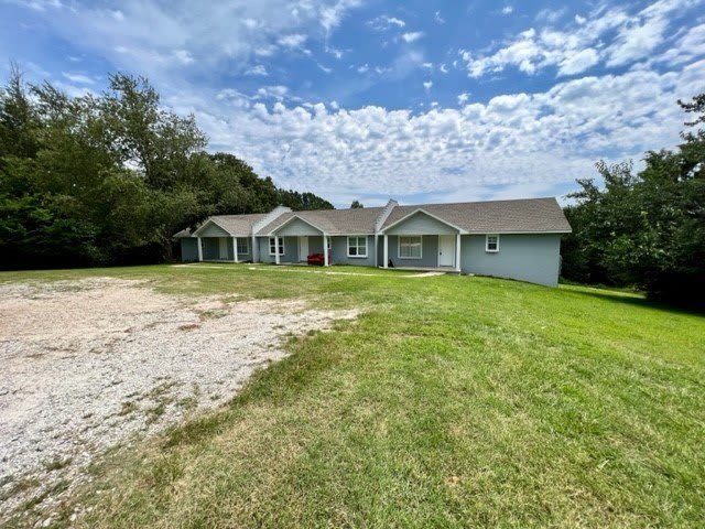 15089 E Highway 264 – photo 2