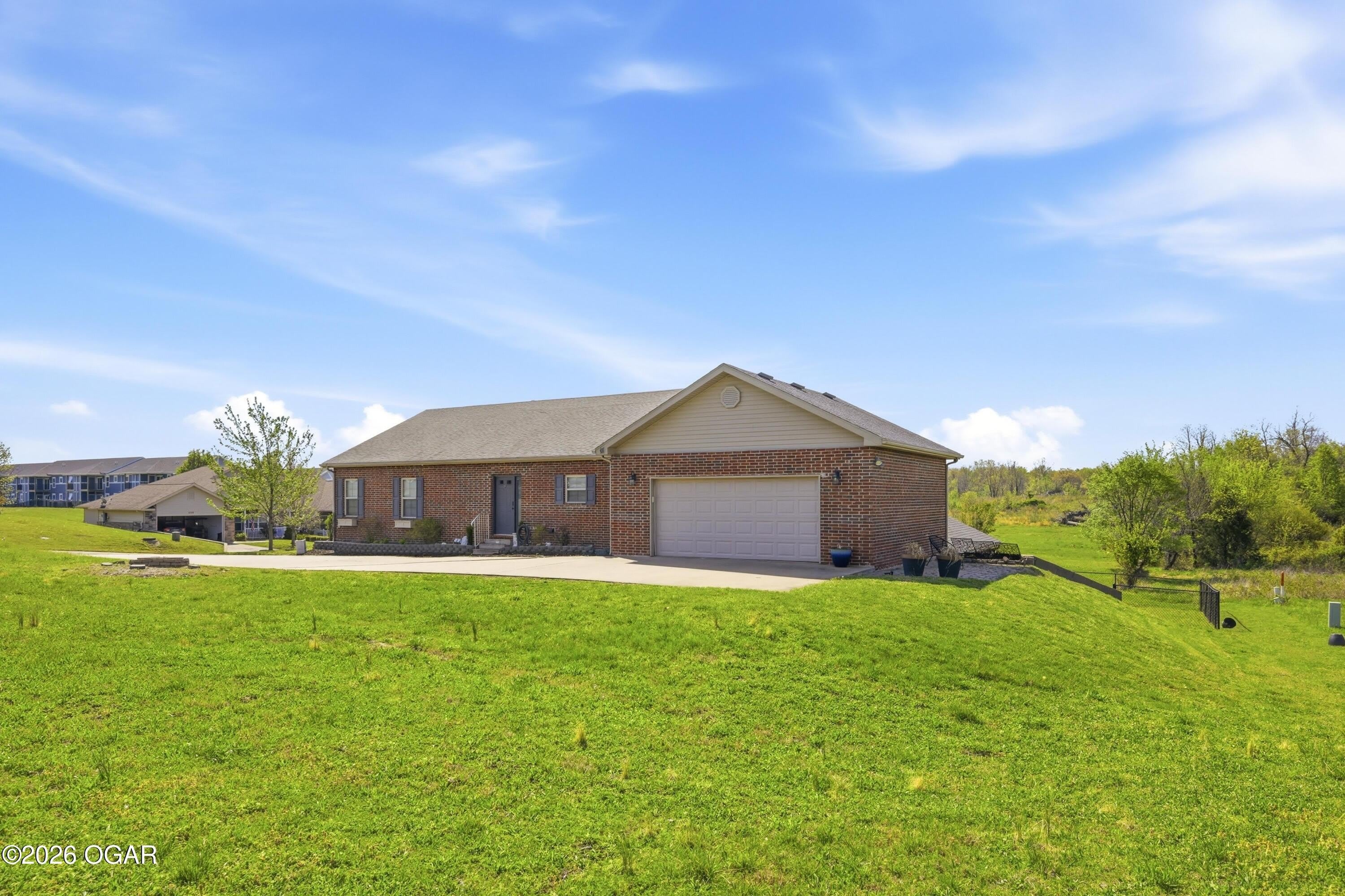 2714 S Adele Avenue – photo 2