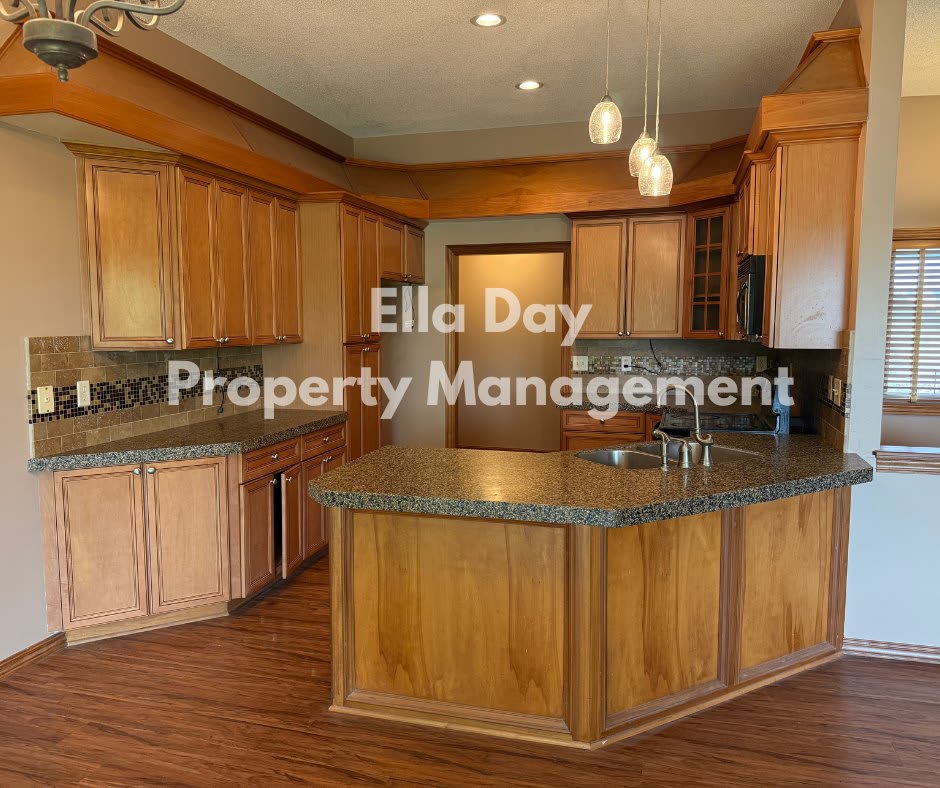 3025 Triple Creek Drive – photo 3