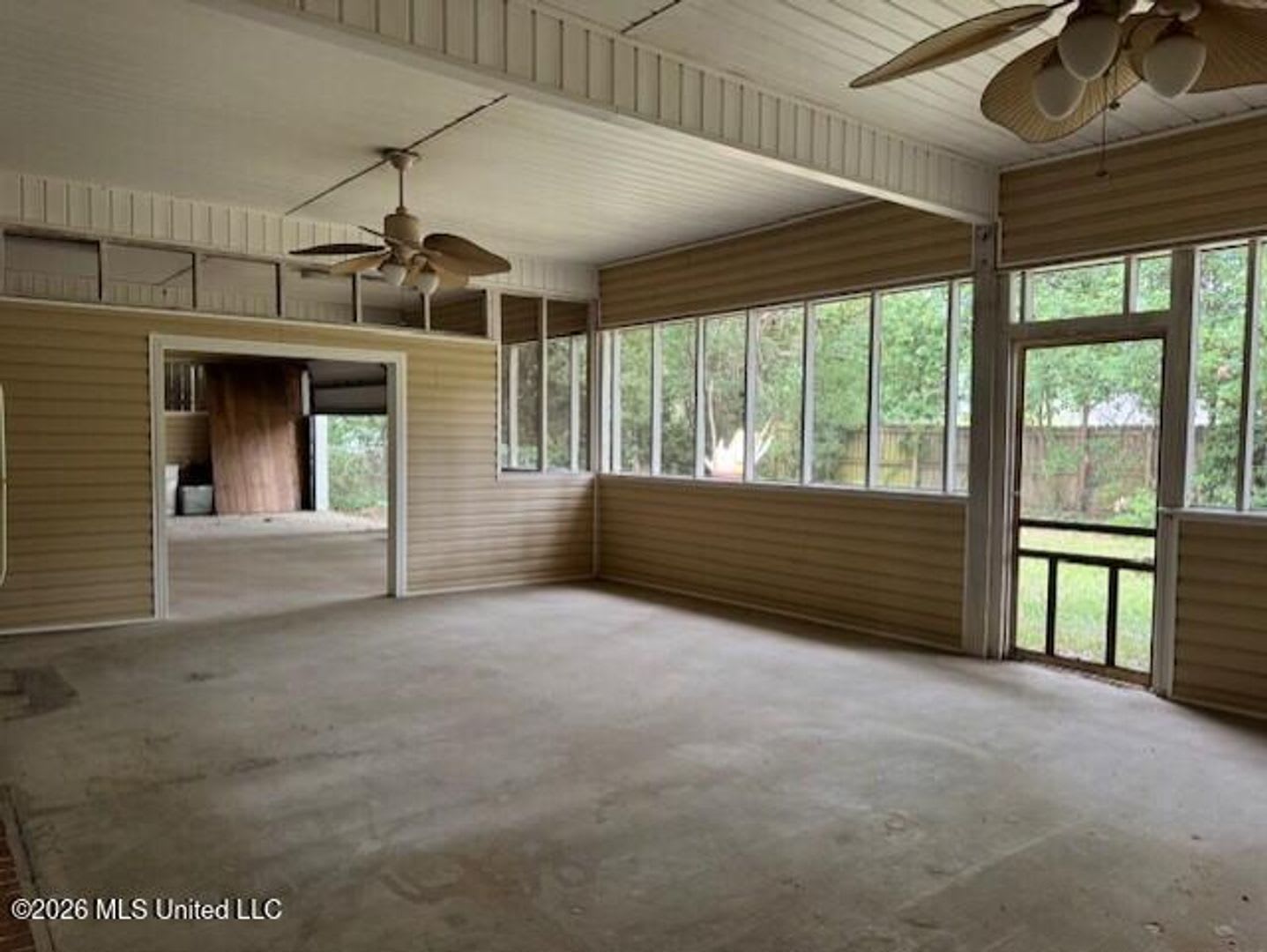 Large Updated Home – photo 2