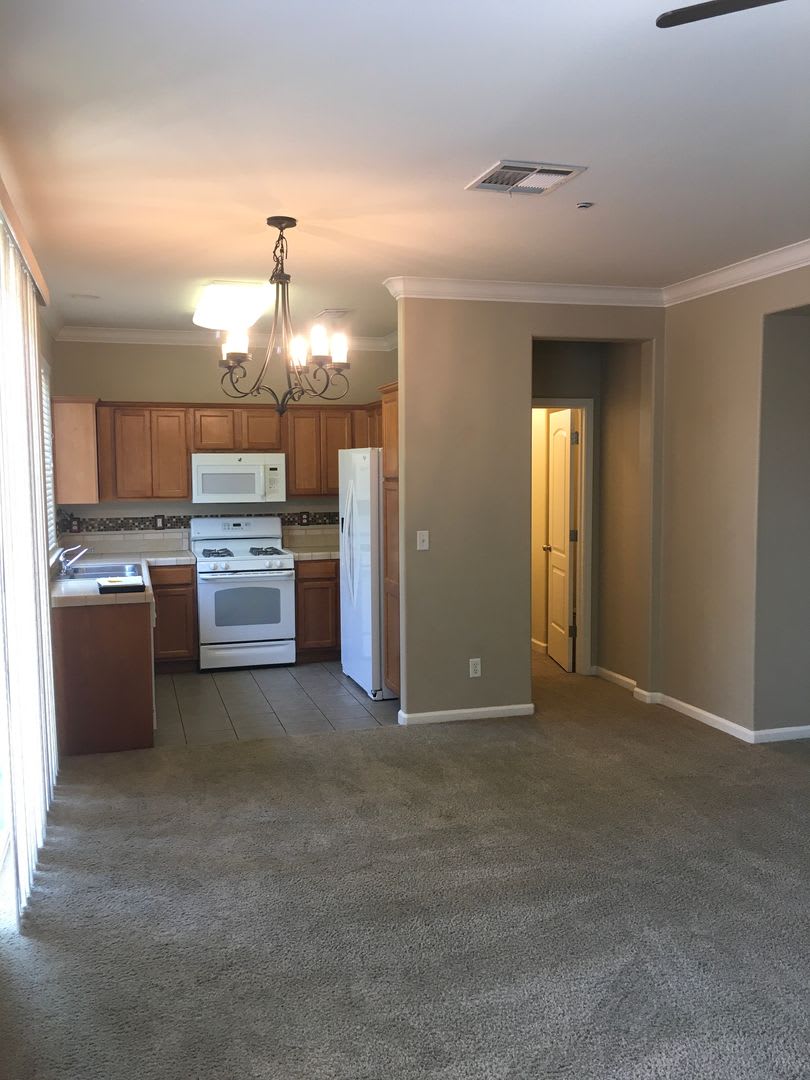 Two Story Home in Shasta View Gardens – photo 2
