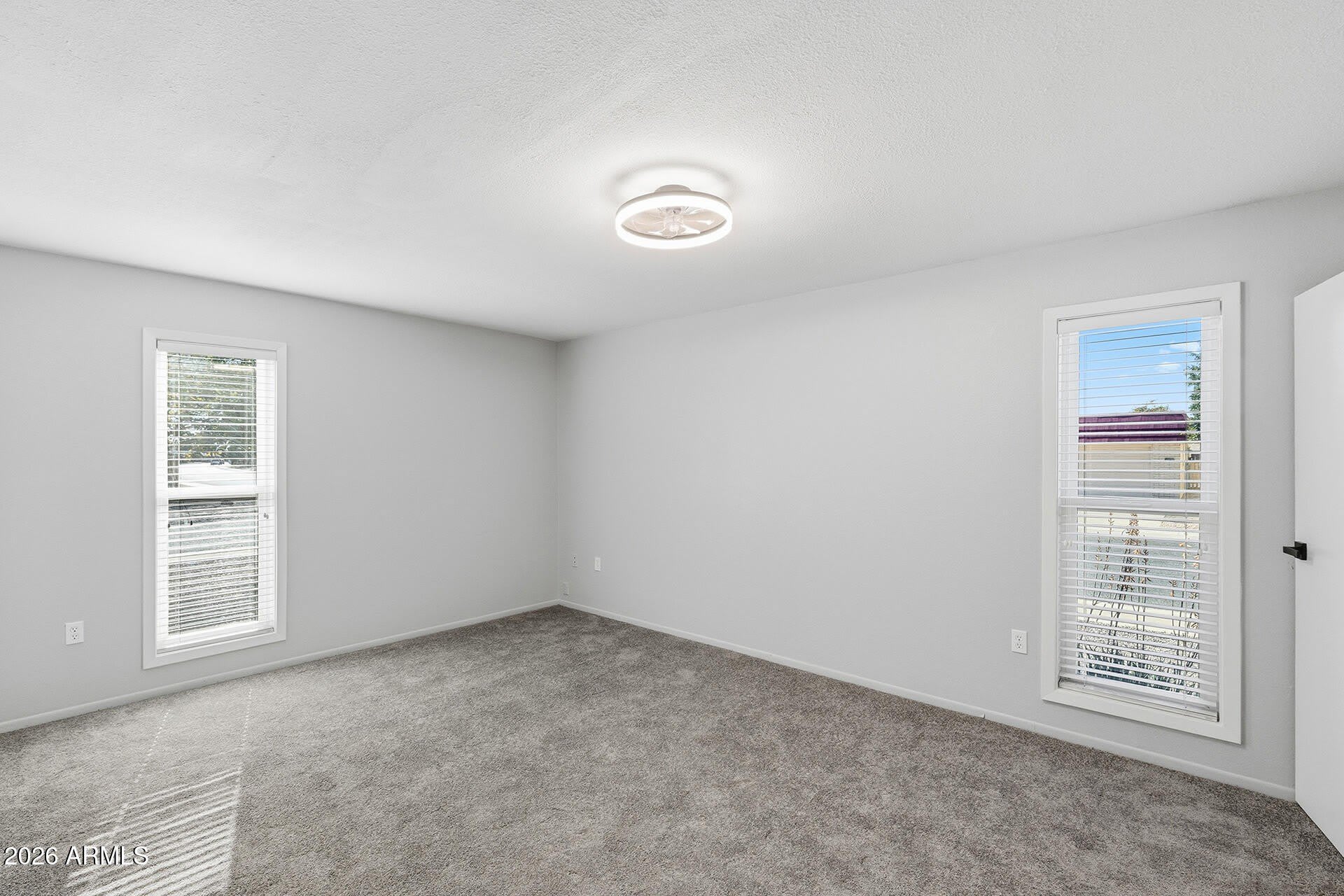 16817 N Meadow Park Drive – photo 5