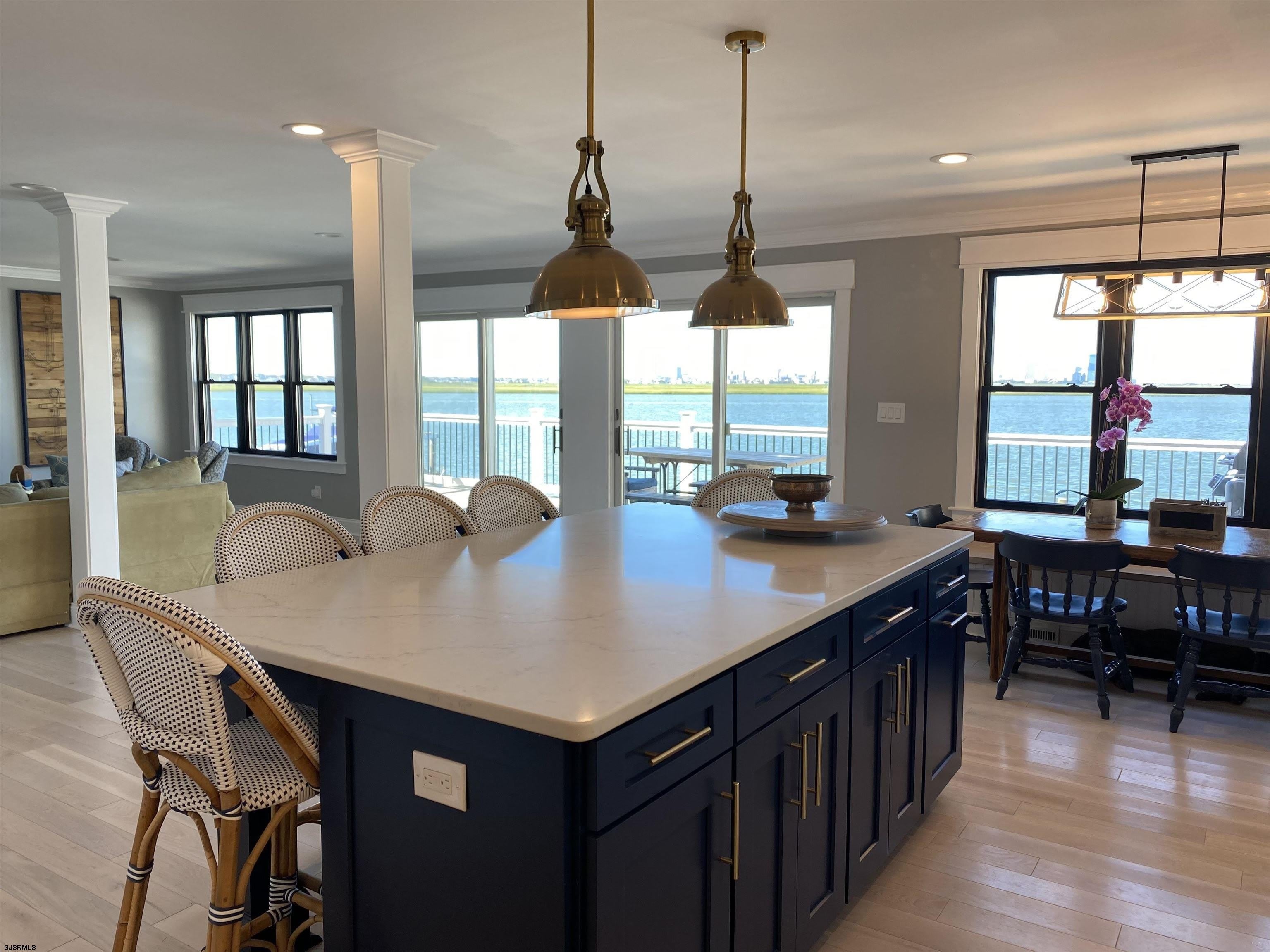 726 W Shore Dr – photo 5