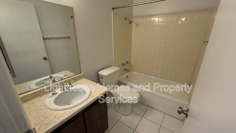 3231 Jericho St – photo 3