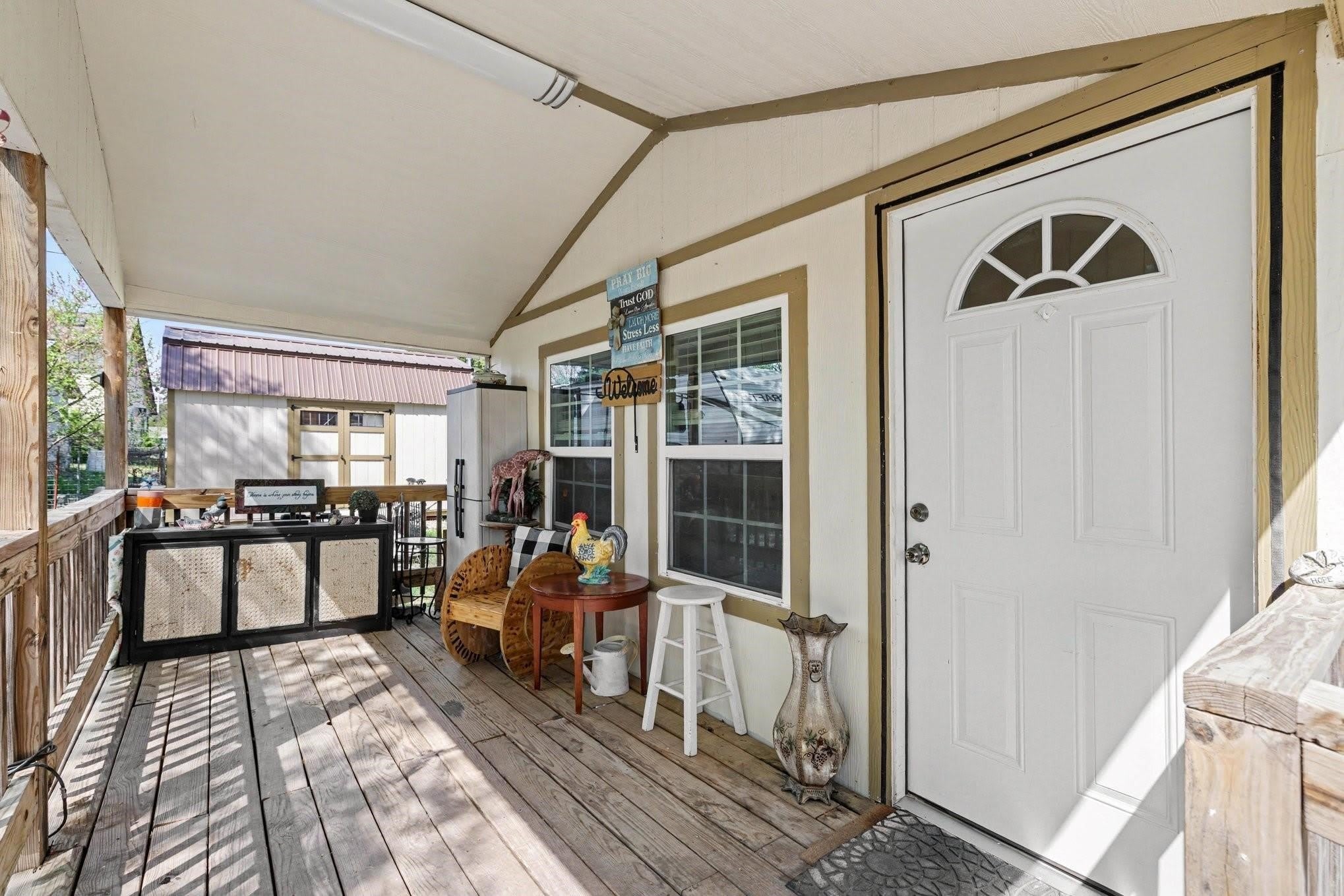 5591 County Road 920 – photo 2