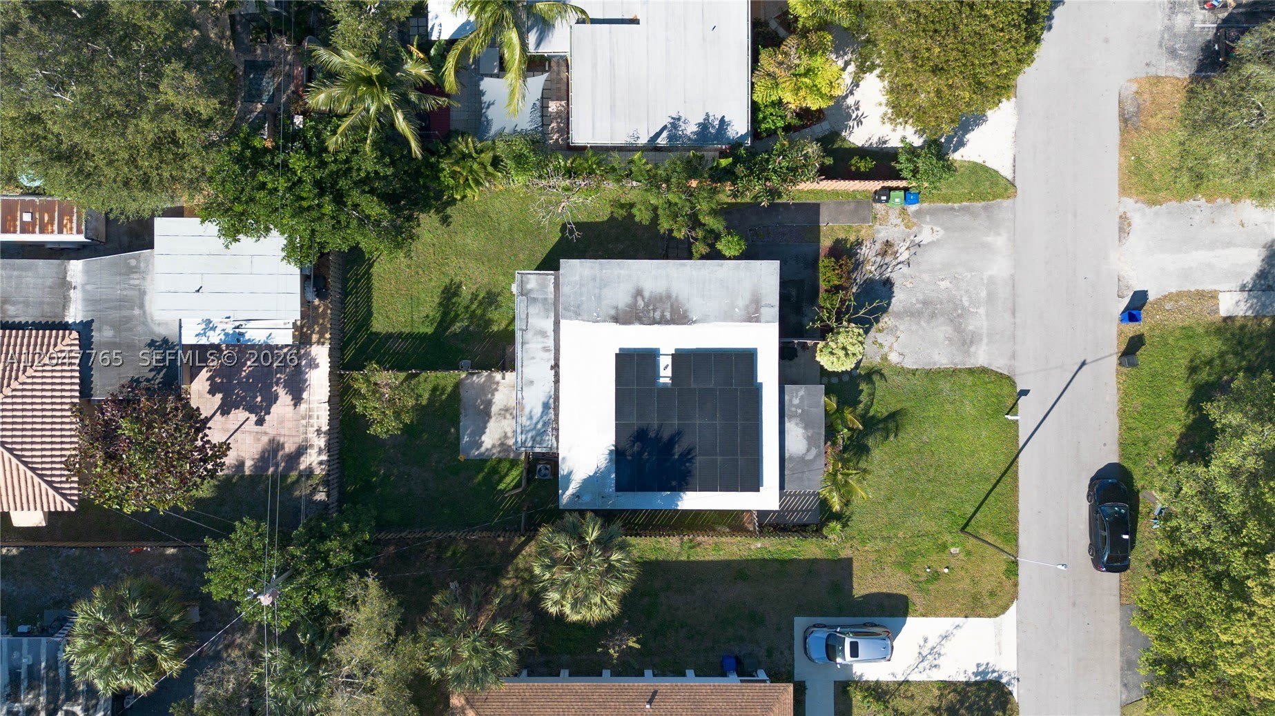 2621 SW 12th Ter – photo 4