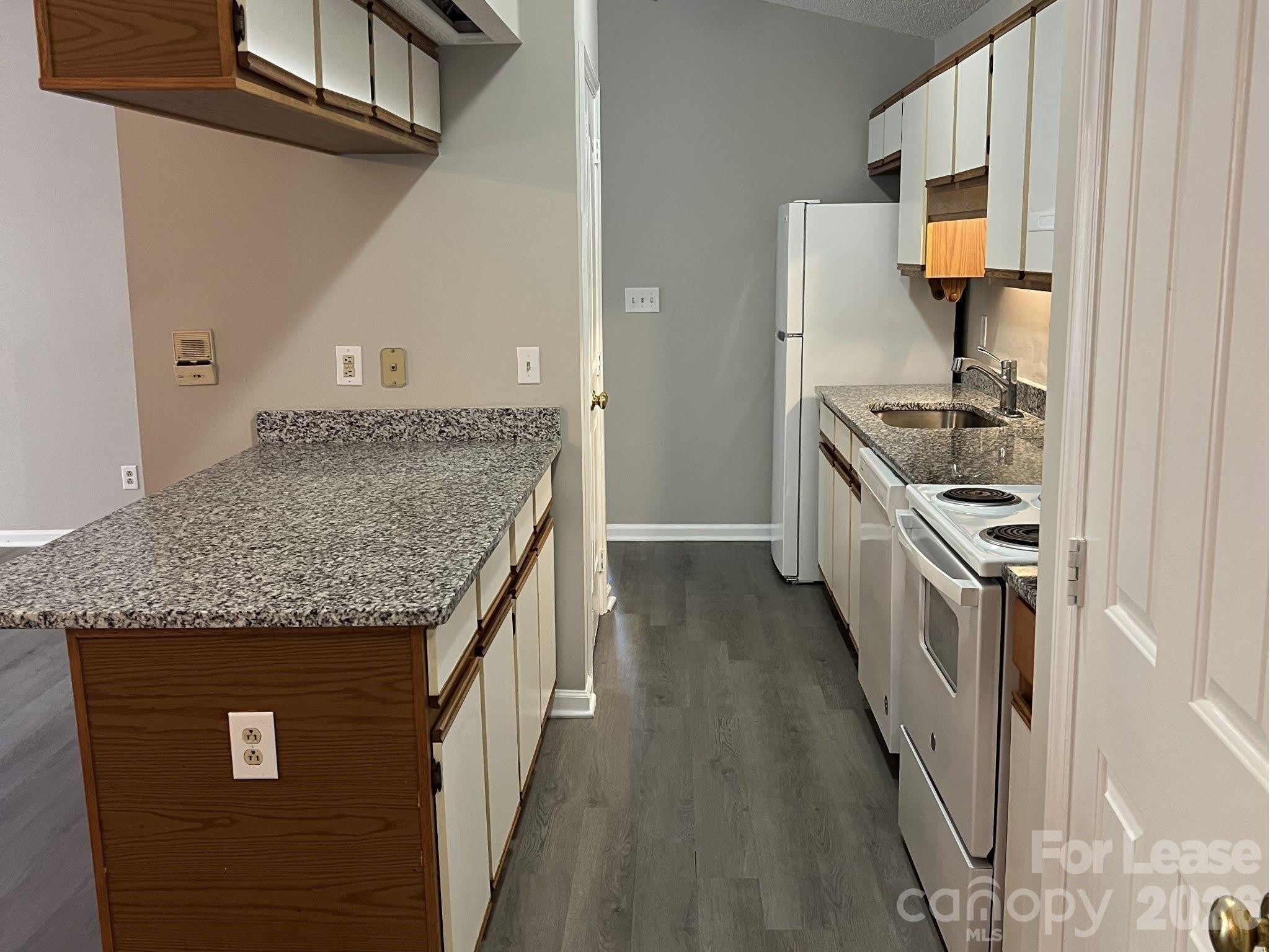 7344 Rose Terrace Court – photo 2